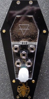 Eurorack Module ERD vampiric edition from Erd