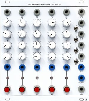 Serge Module Discrete Programmable Sequencer from Low-Gain Electronics